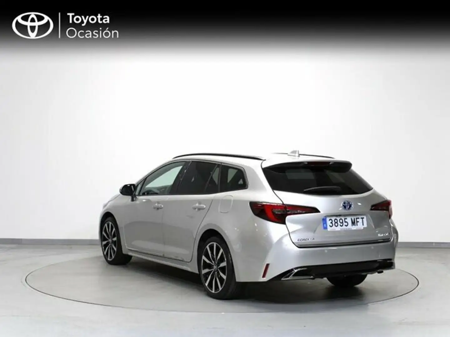 Toyota Corolla Touring Sports 140H Style Edition Zilver - 2