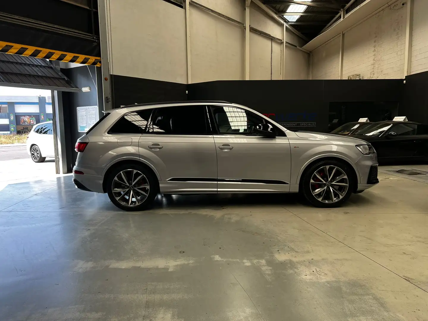 Audi Q7 60 TFSIe S line quattro tiptronic - 1