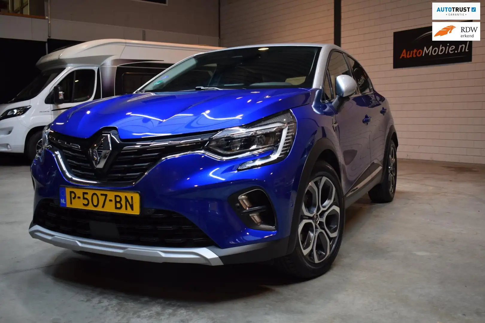 Renault Captur 1.3 TCe 140 Intens vol leder/stoelverw/trekhaak Bleu - 1