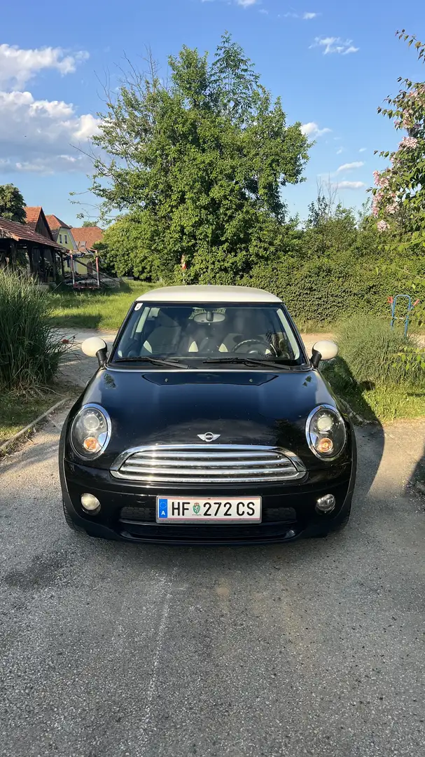 MINI Cooper D R56 - 1