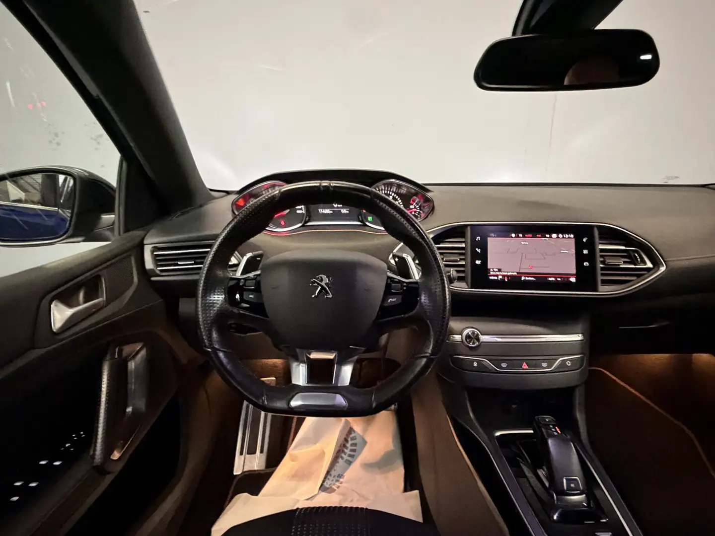 Peugeot 308 1.2 PureTech GT-Line Automaat|Carplay|Cruise|LED Bleu - 2