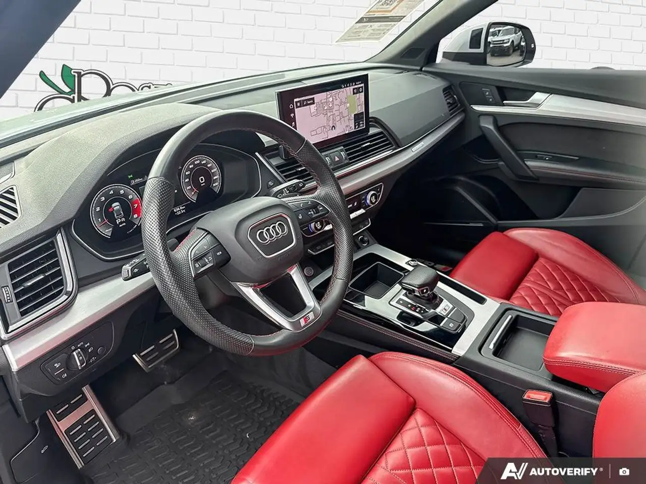 Audi SQ5 снимка Audi SQ5
