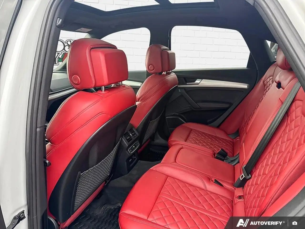 Audi SQ5 снимка Audi SQ5