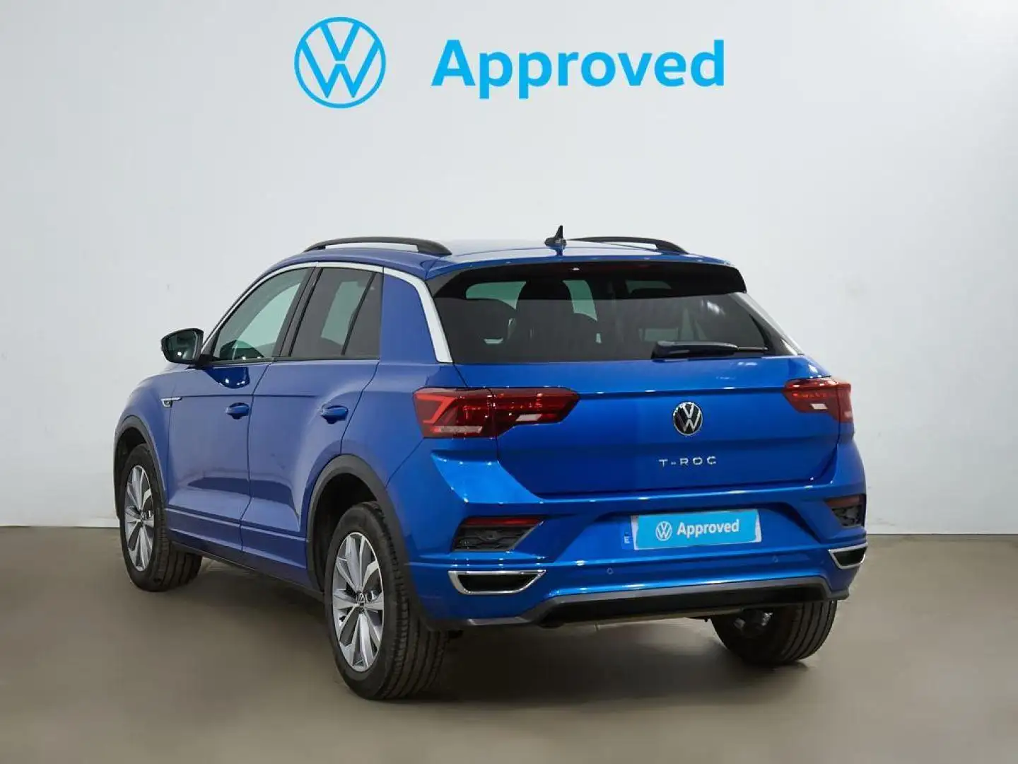 Volkswagen T-Roc 1.0 TSI Advance R-line 81kW Blauw - 2