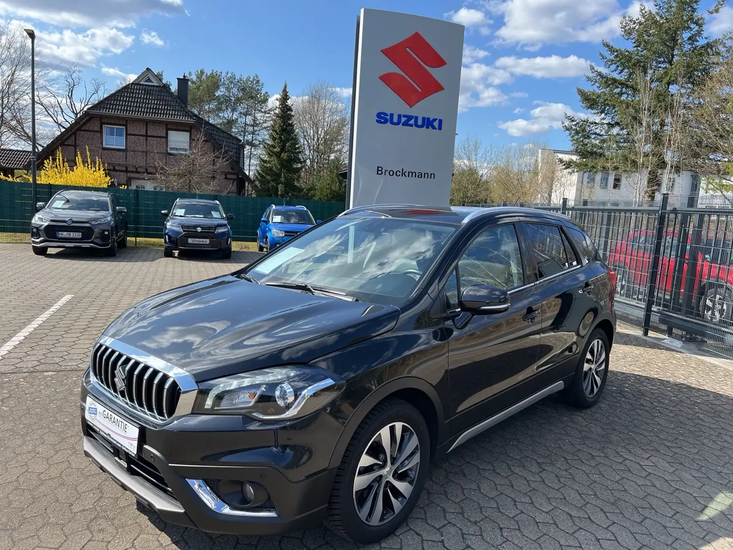 Suzuki SX4 S-Cross 1.4 140 PS Boost Comf. + Allgrip Automatik Schwarz - 1