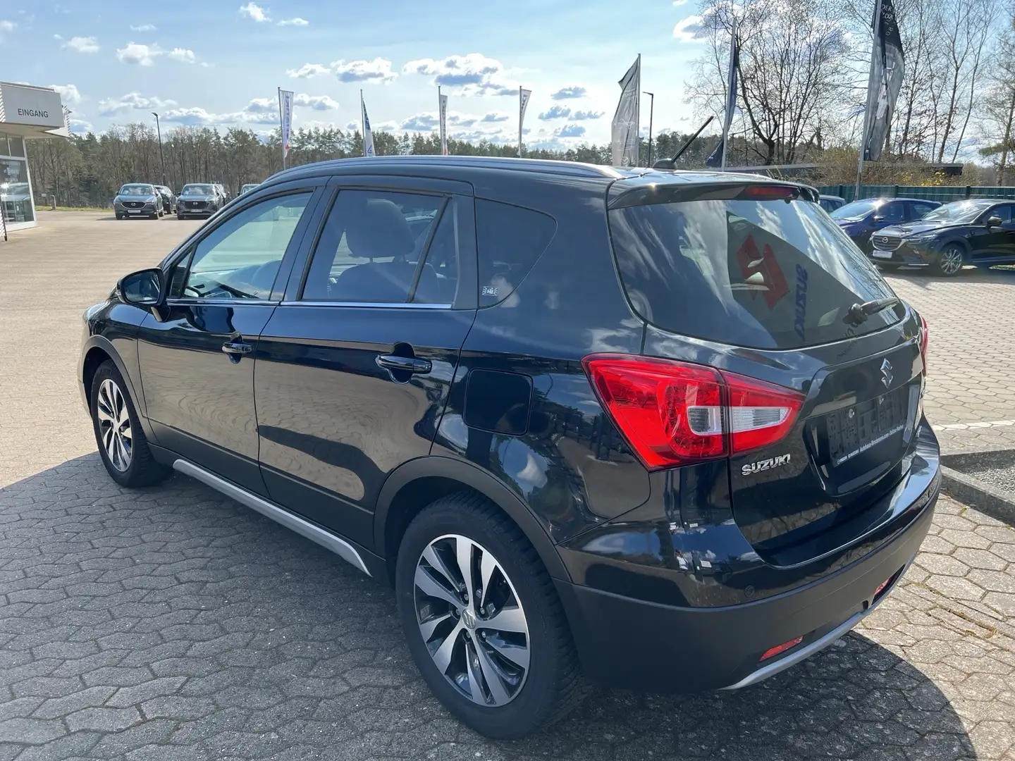Suzuki SX4 S-Cross 1.4 140 PS Boost Comf. + Allgrip Automatik Schwarz - 2