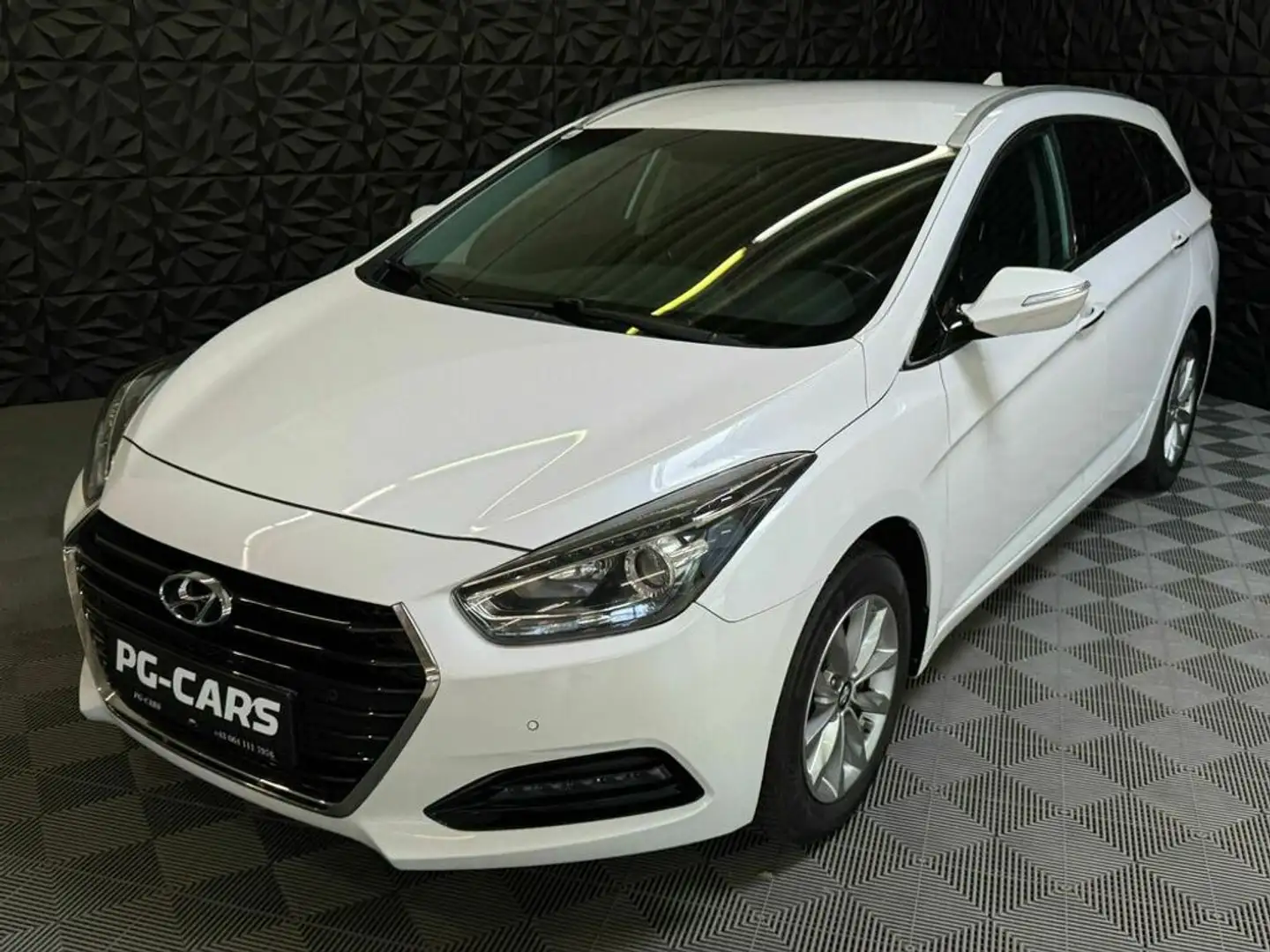 Hyundai i40 Style 1.7 CRDi Wit - 1