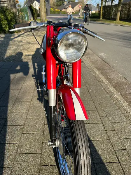 Moto Morini Corsaro 125 - foto 4