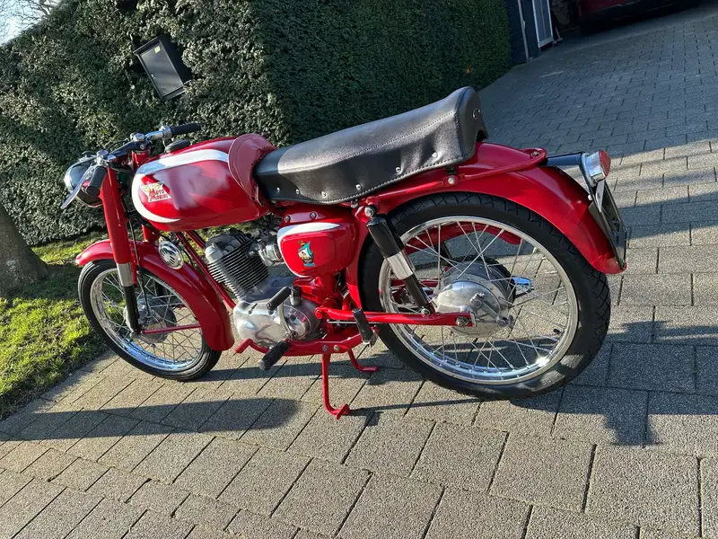 Moto Morini Corsaro 125 - foto 2