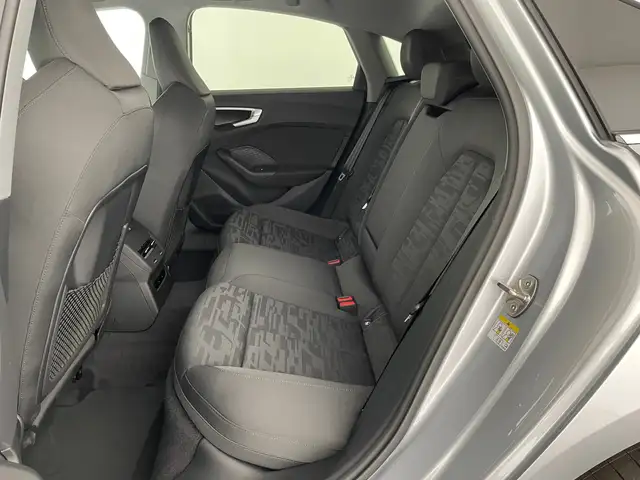 Audi A5 view 11