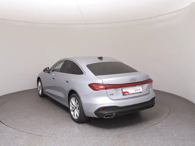 Audi A5 view 5