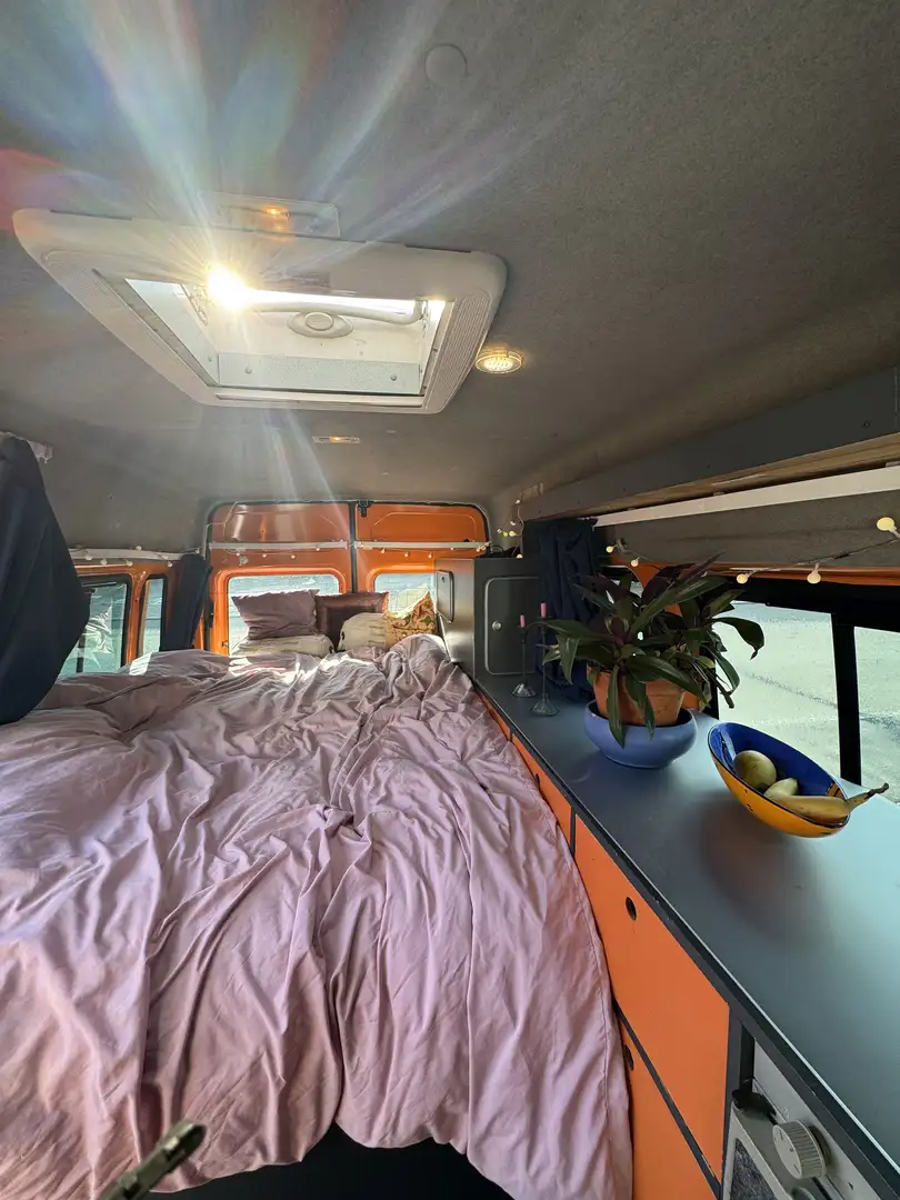 Ford Transit Bus Orange - 1