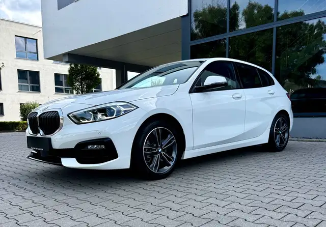 BMW 116 i Sport-Line*M-TECHNIK*PDC*LED*SHZ*