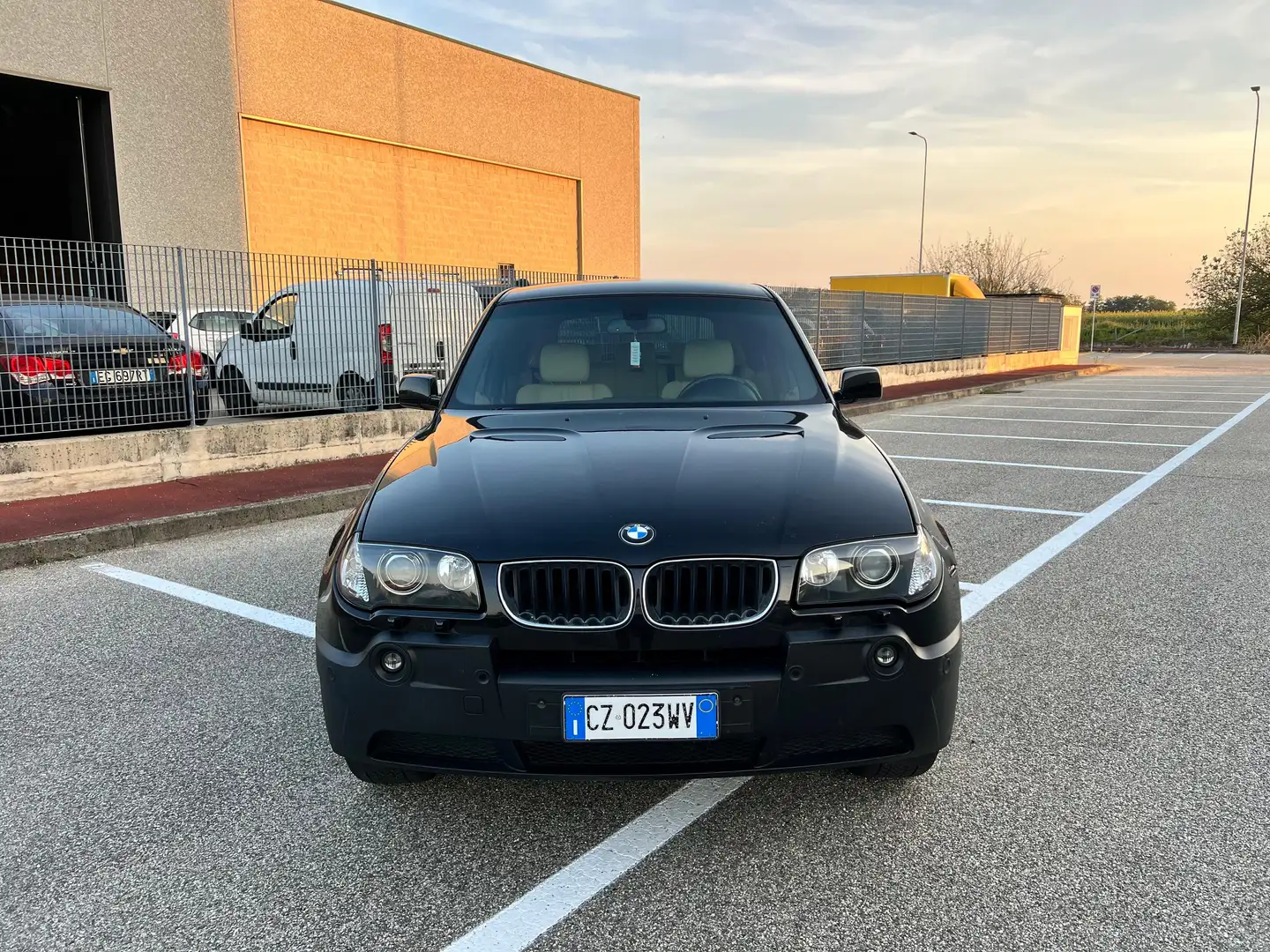 BMW X3 X3 E83 2.0d Attiva Nero - 1