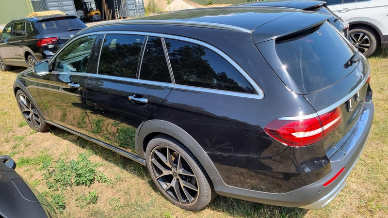 Mercedes-Benz E 400 E400d Kombi 4Matic All-Terrain*360°*Widescreen* — photo 6