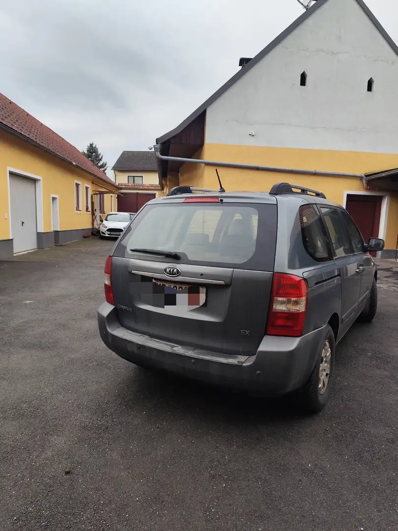 Kia Carnival 2.9 CRDi EX - 2