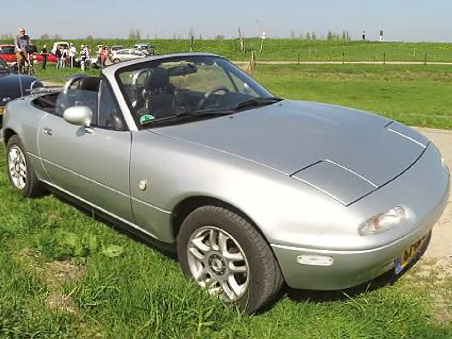 Mazda MX-5 MX-5 1.6i-16V - 1
