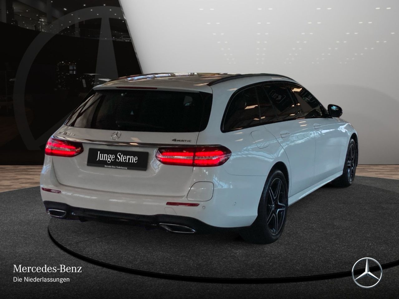 Mercedes-Benz E 300 de T 4M AMG+NIGHT+PANO+AHK+LED+FAHRASS+9G — photo 8
