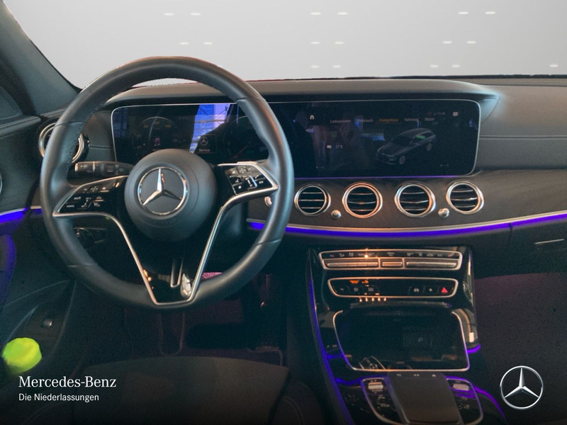 Mercedes-Benz E 300 de T 4M AMG+NIGHT+PANO+AHK+LED+FAHRASS+9G — photo 13