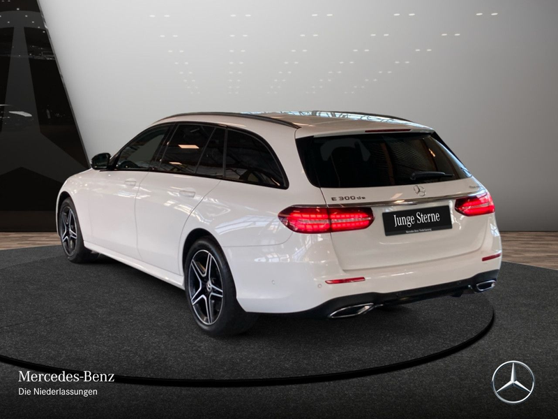 Mercedes-Benz E 300 de T 4M AMG+NIGHT+PANO+AHK+LED+FAHRASS+9G — photo 10