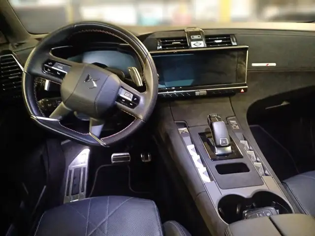 DS Automobiles DS 7 Crossback view 11