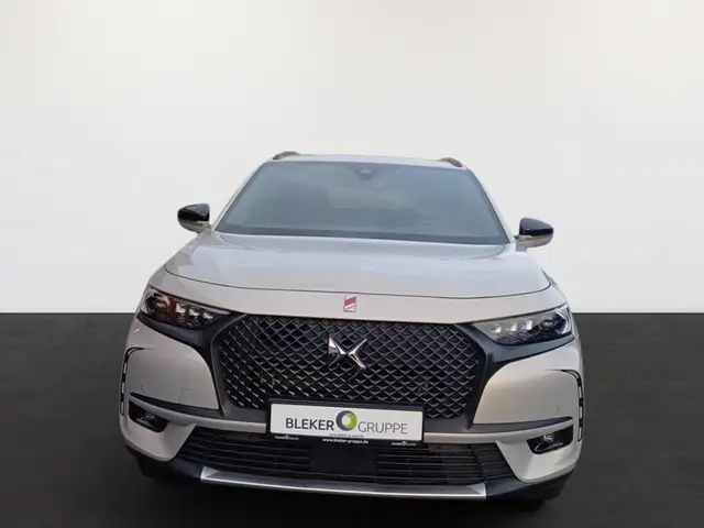 DS Automobiles DS 7 Crossback view 3