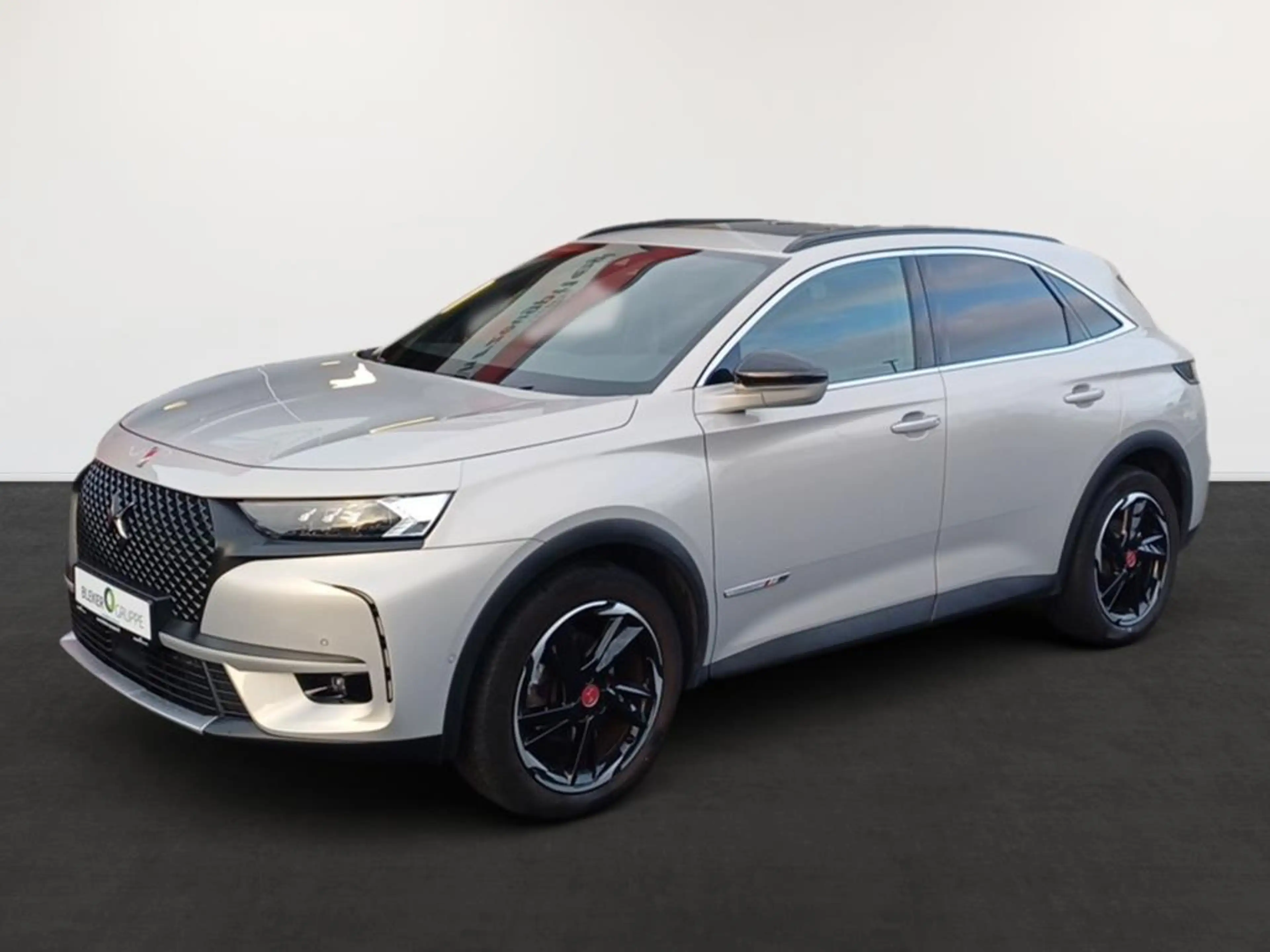 DS Automobiles DS 7 Crossback Performance Line +