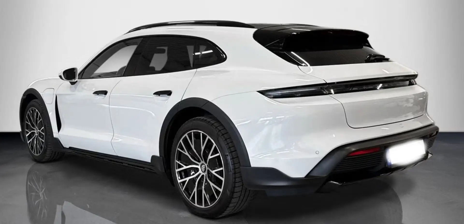 Porsche Taycan Cross Turismo 4 Weiß - 2