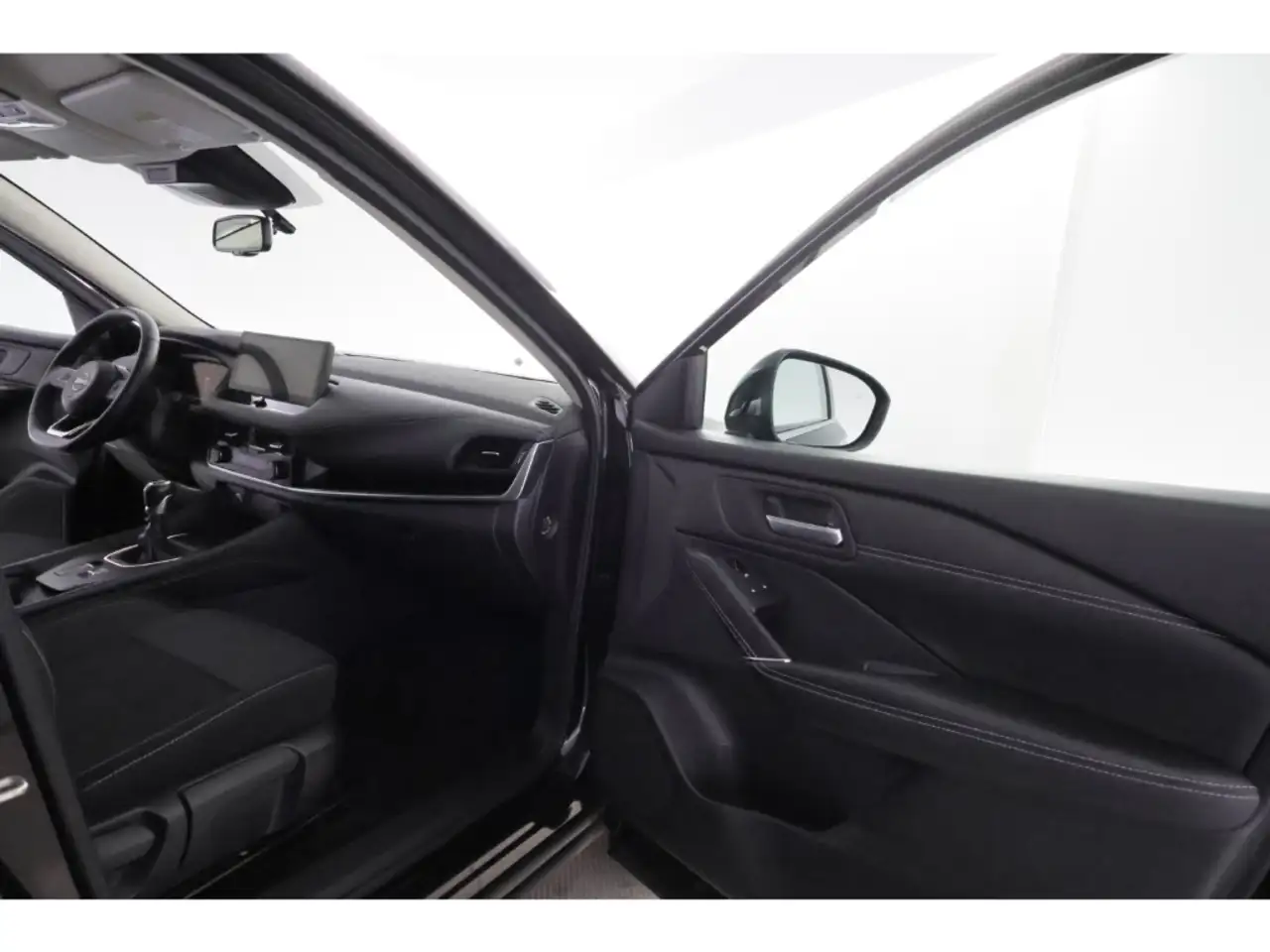Nissan Qashqai 1.3DIG-T N-Connecta+LED+NAVI+PDC+SHZ 21