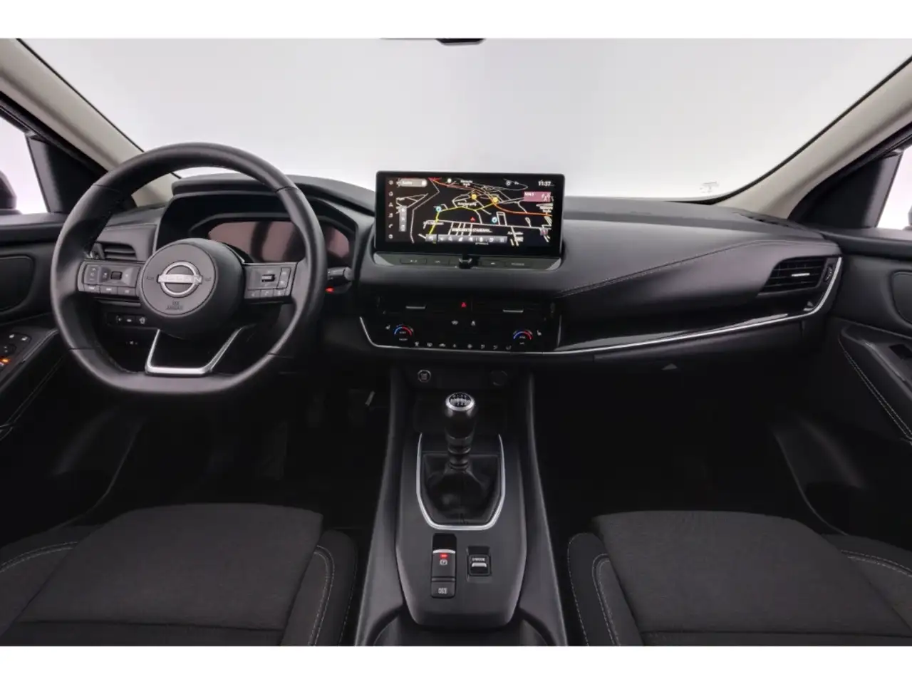 Nissan Qashqai 1.3DIG-T N-Connecta+LED+NAVI+PDC+SHZ 10