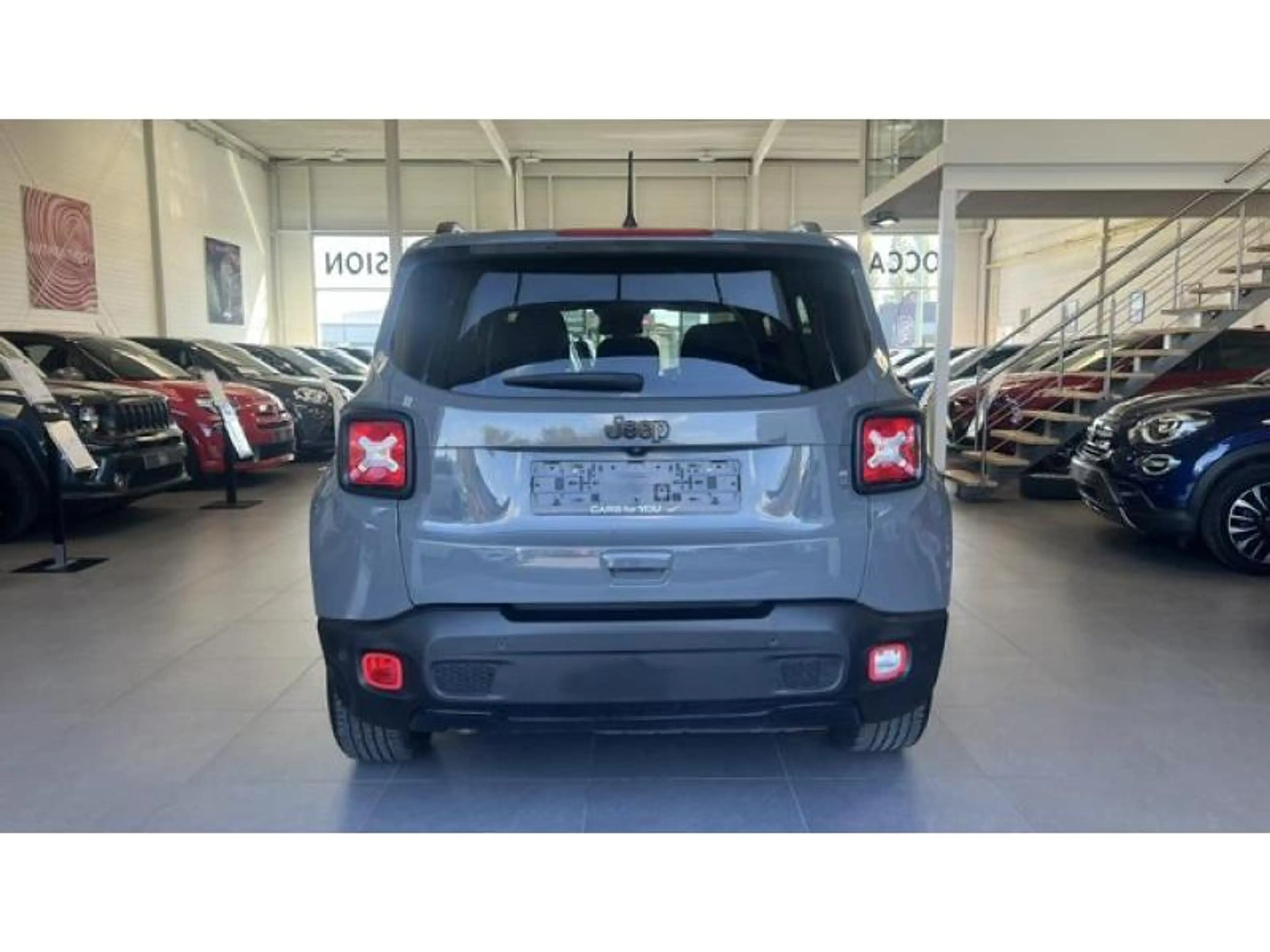 Jeep Renegade Limited — photo 4