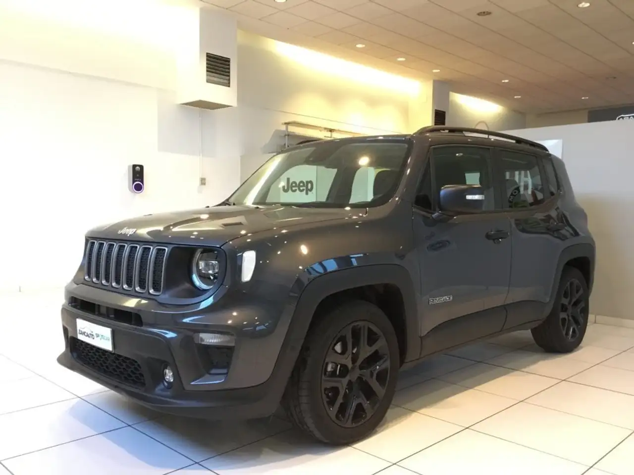 Jeep Renegade 1.5 T4 MHEV 130cv Summit DDCT MY25 3