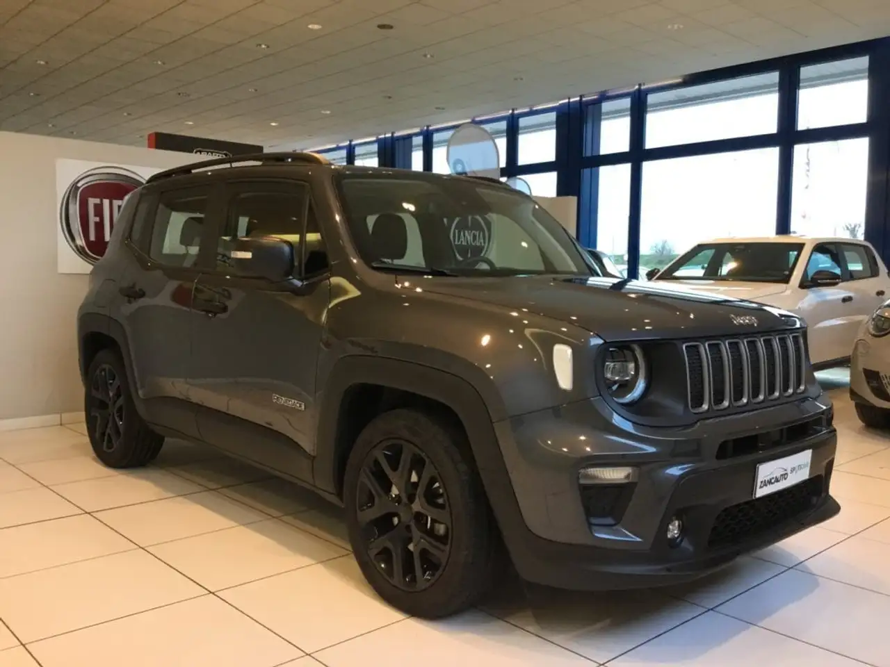 Jeep Renegade 1.5 T4 MHEV 130cv Summit DDCT MY25 5