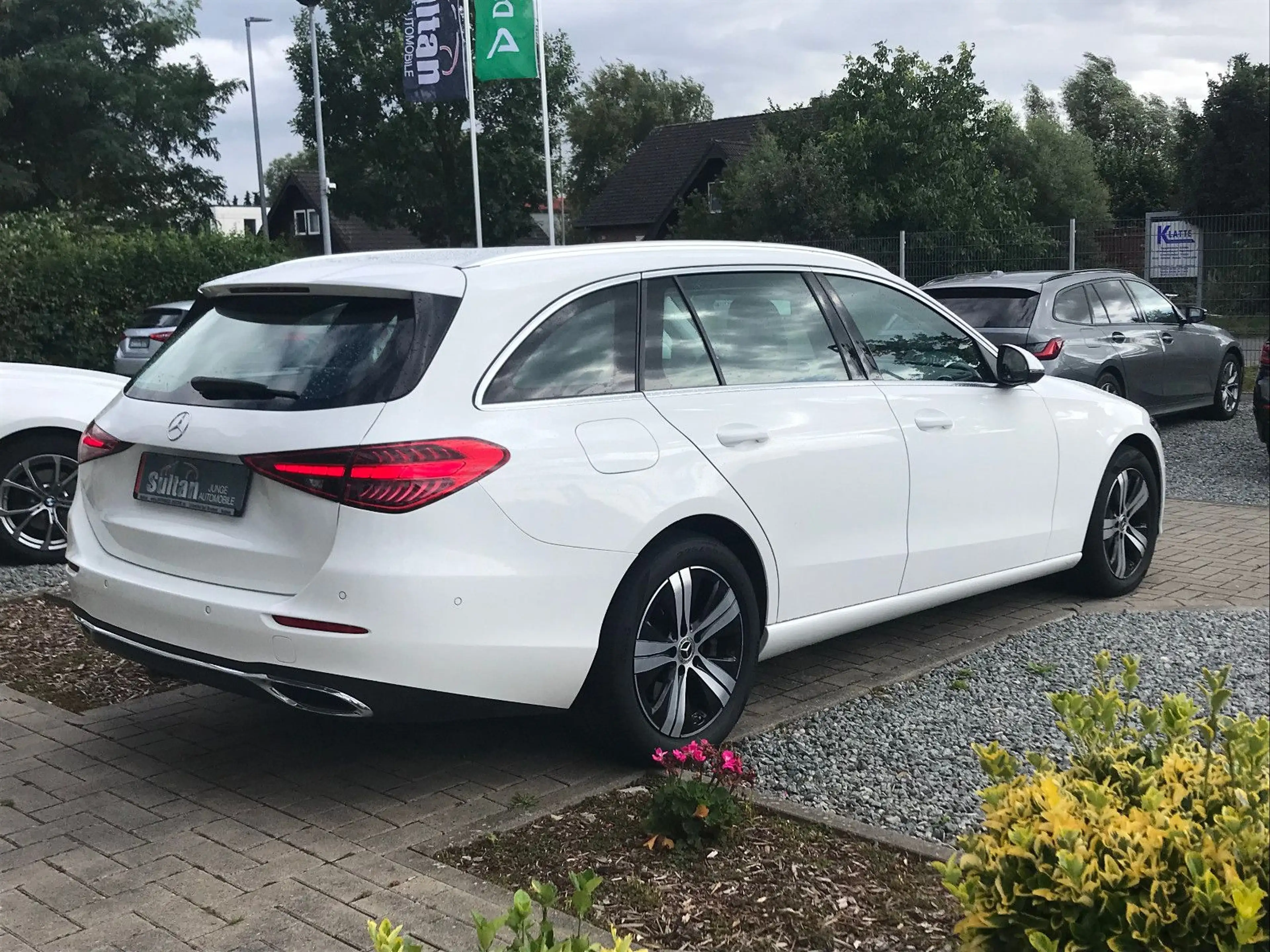 Mercedes-Benz C 220 T d 9G 4Matic Avantgarde LED Kam AHK Distr — photo 4