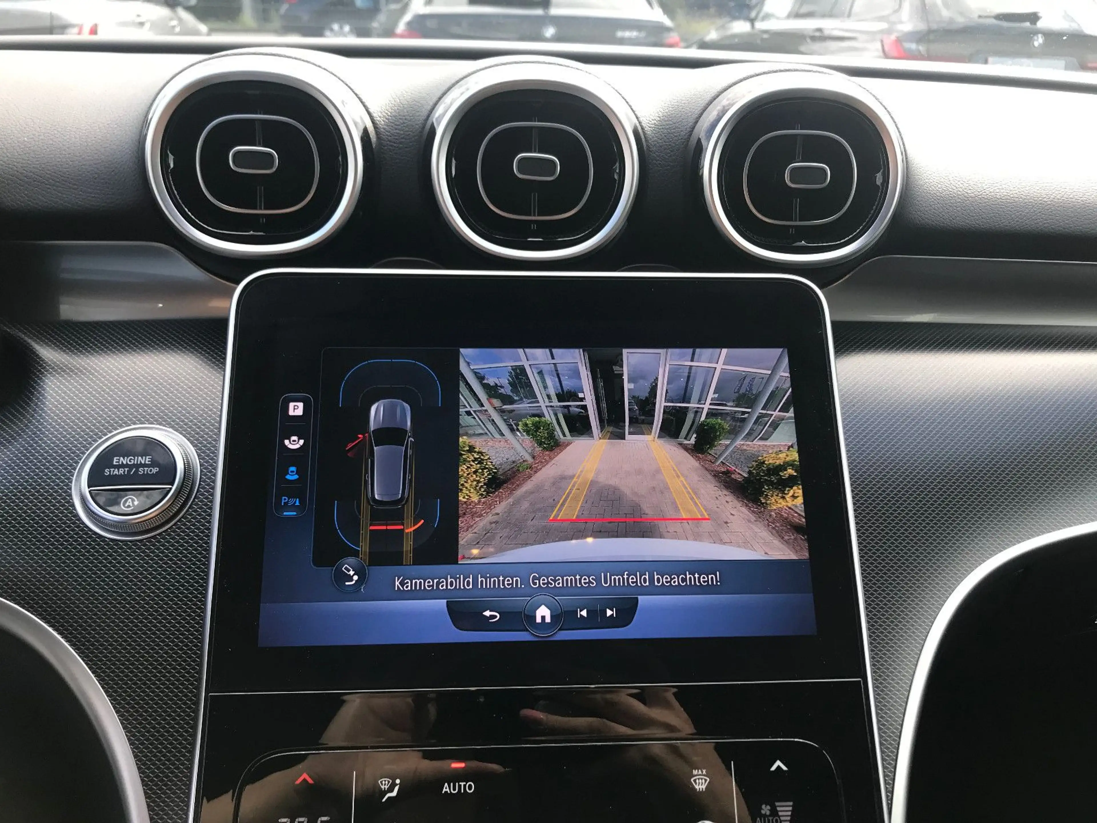 Mercedes-Benz C 220 T d 9G 4Matic Avantgarde LED Kam AHK Distr — photo 6