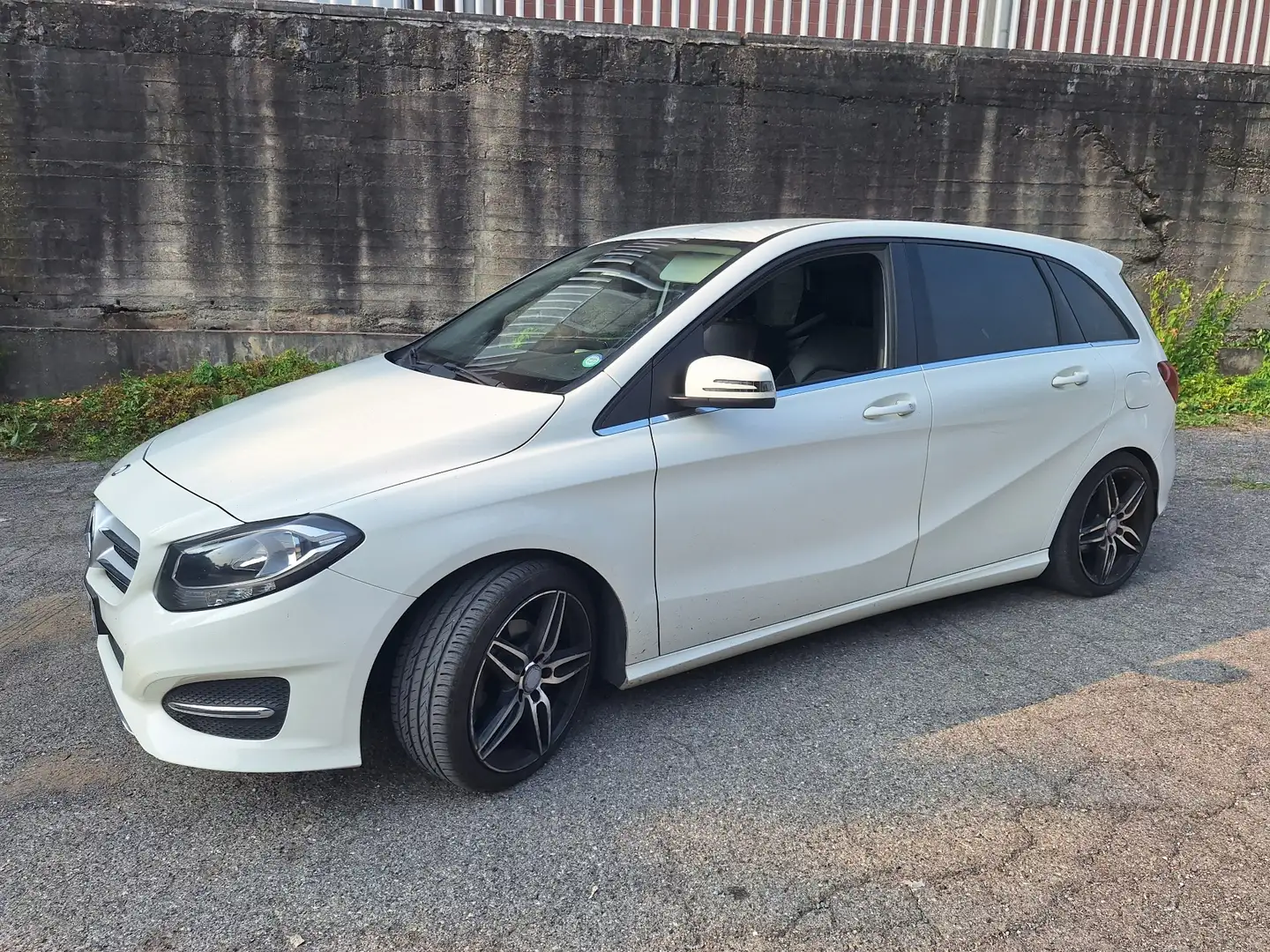 Mercedes-Benz B 180 d (cdi) Sport - 1