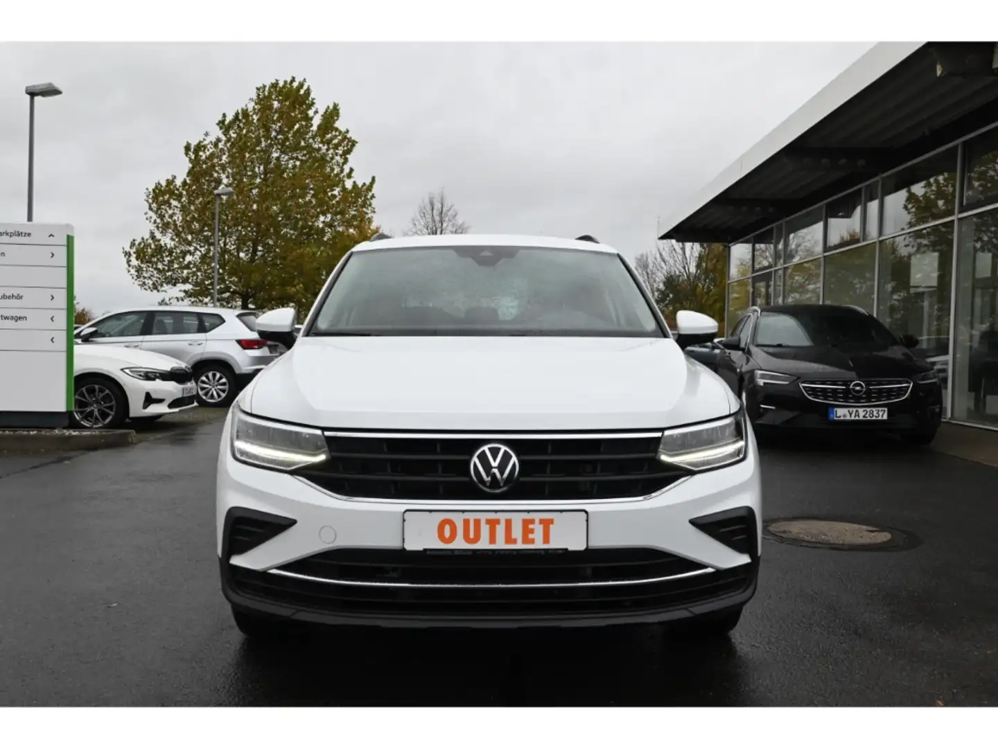 Volkswagen Tiguan 1.4 TSI eHyb AHK-Navi-SHz-ACC-LED-Apple C. Blanc - 2