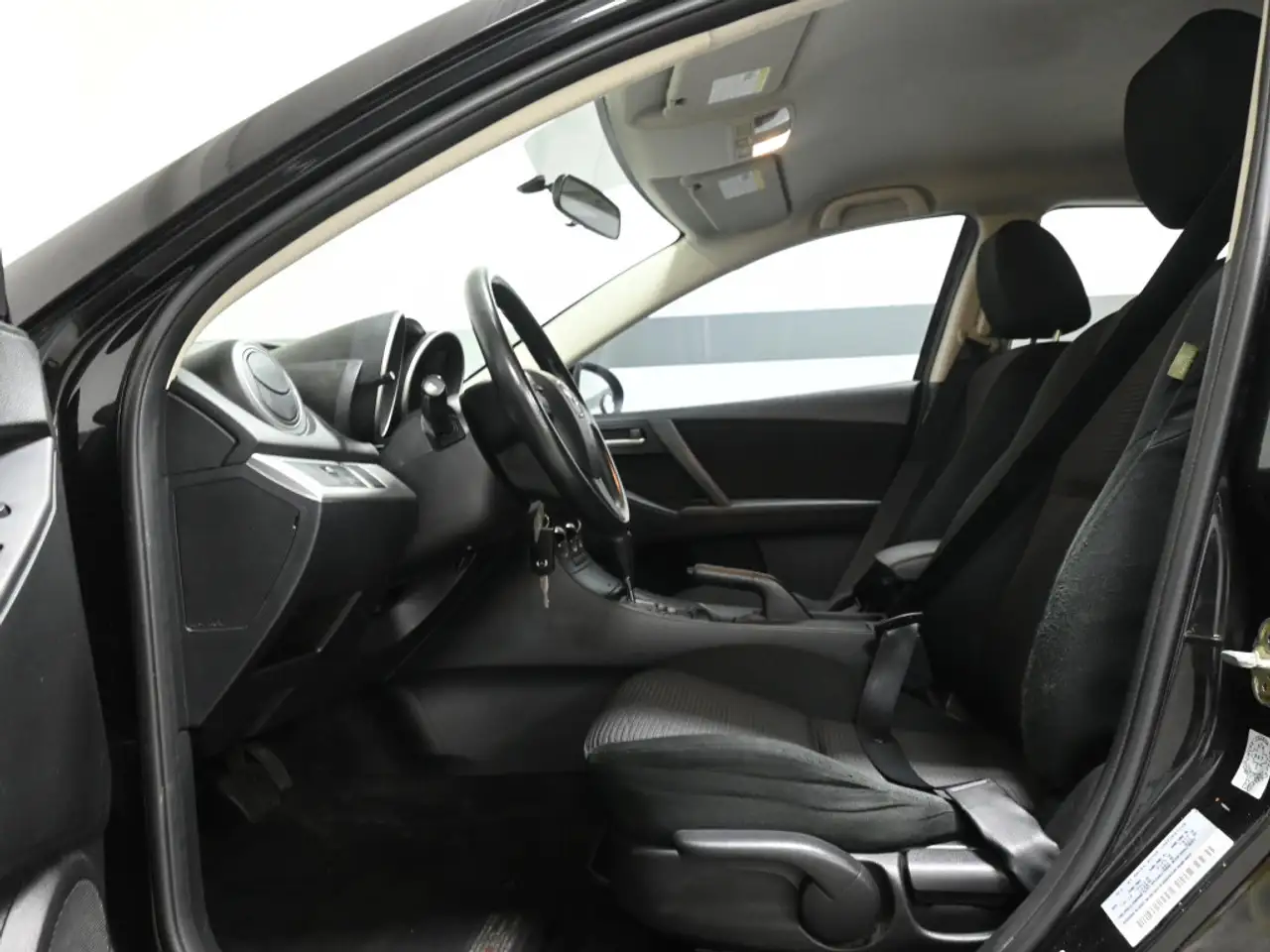 Mazda 3 снимка Mazda 3