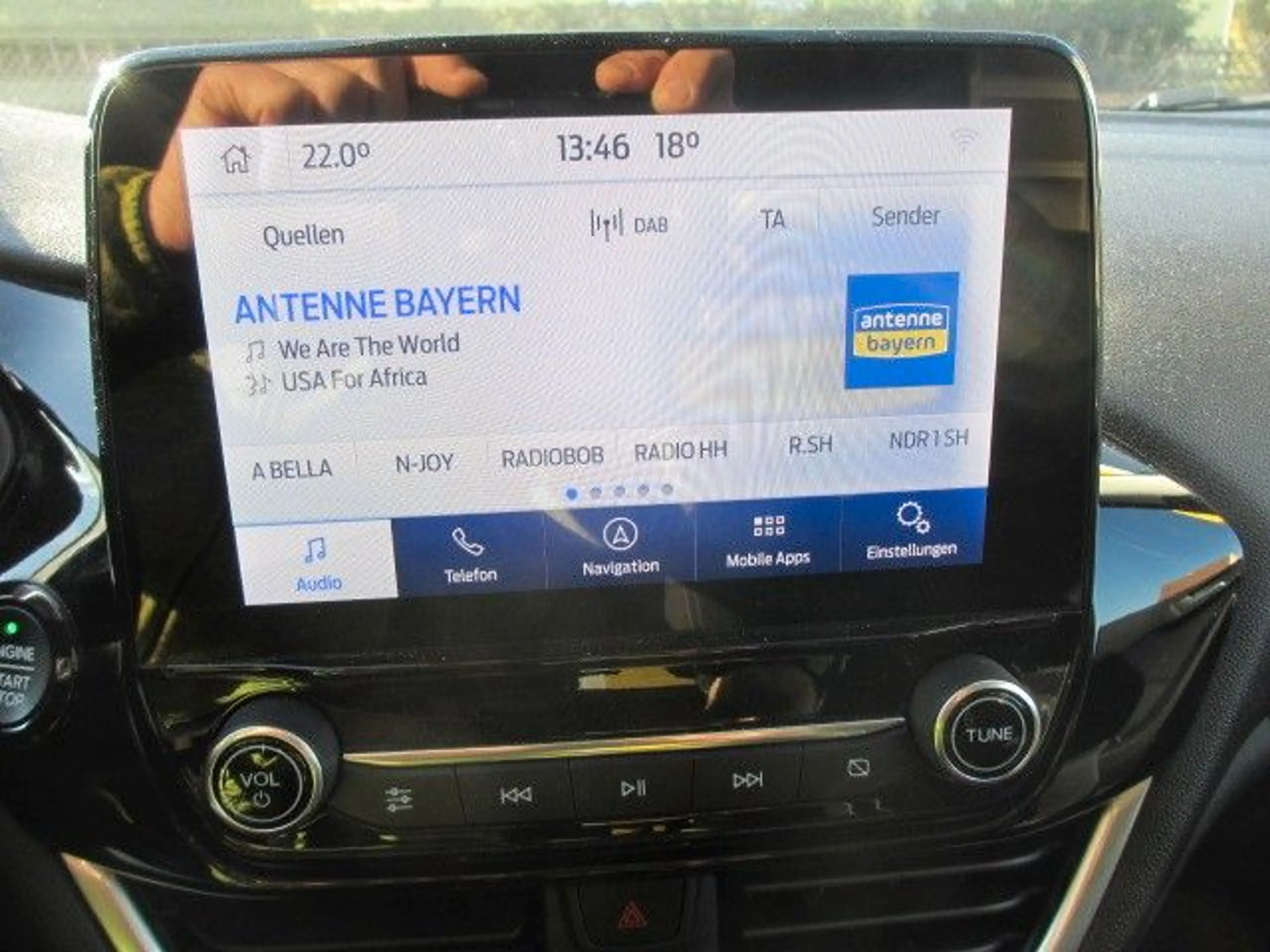 Ford Fiesta Titanium X, AHK abnehmbar, Winter-Paket — photo 20