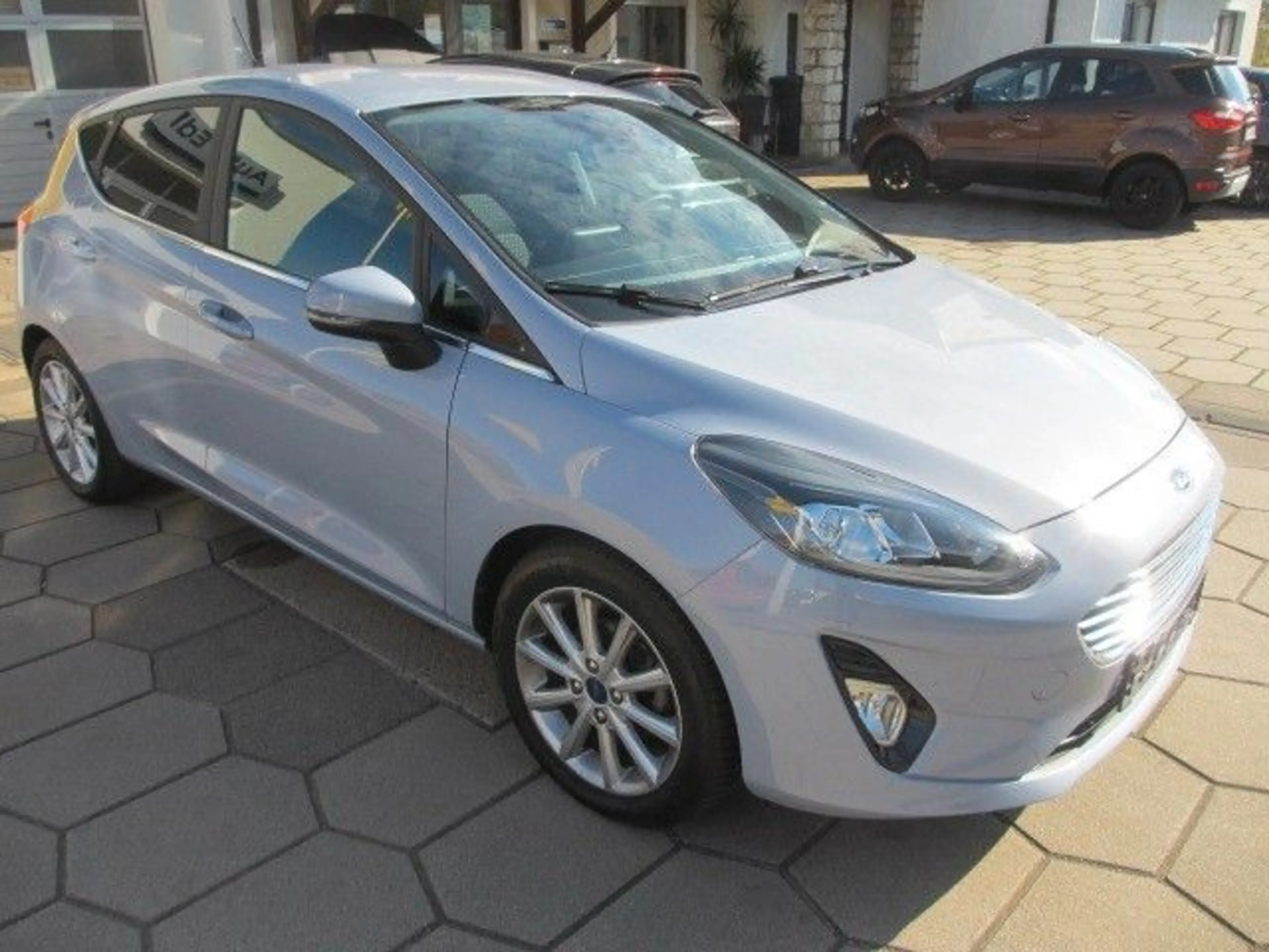 Ford Fiesta Titanium X, AHK abnehmbar, Winter-Paket — photo 4
