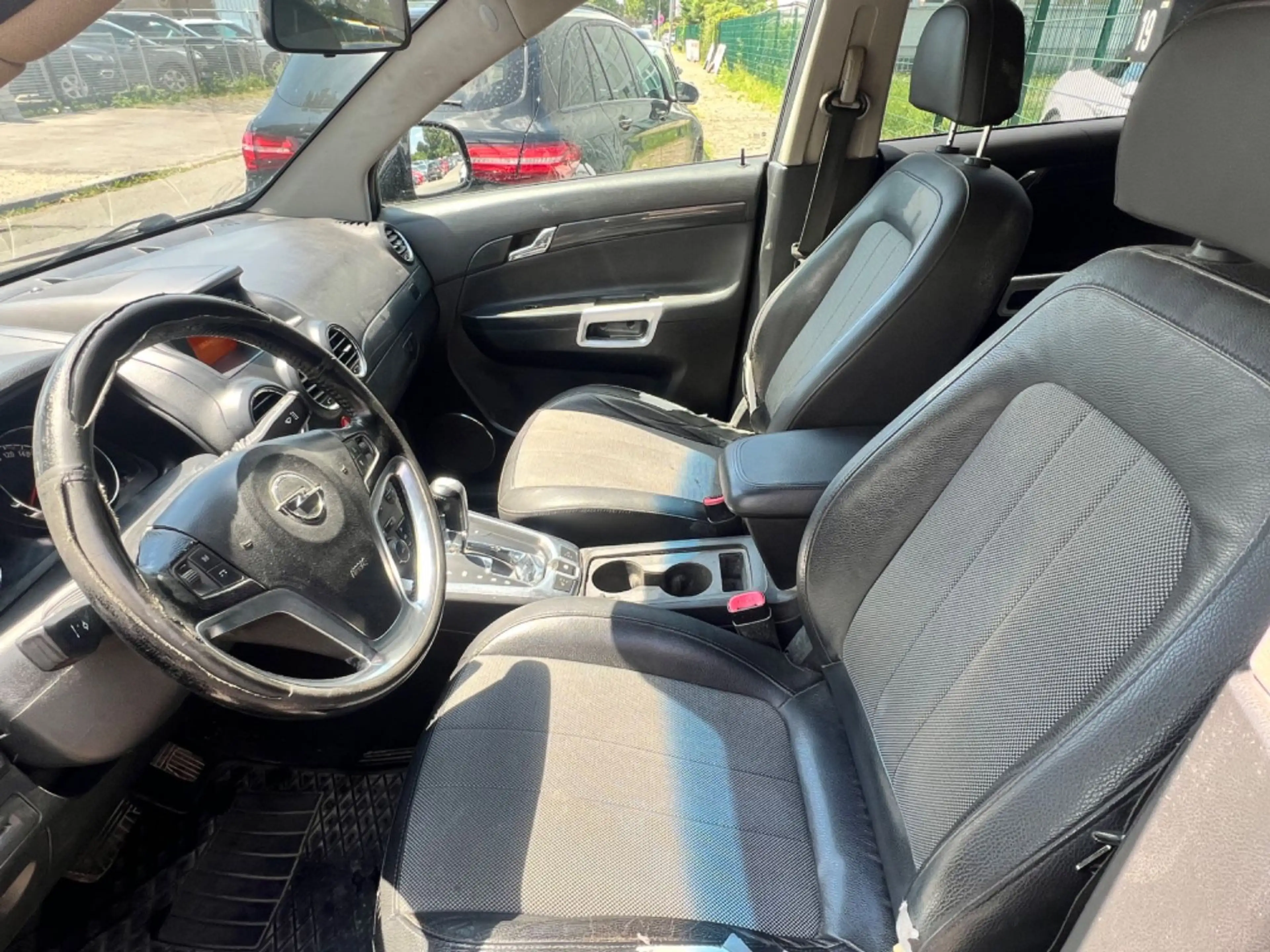 Opel Antara Design Edition 4x4 / 1. Hand — photo 8