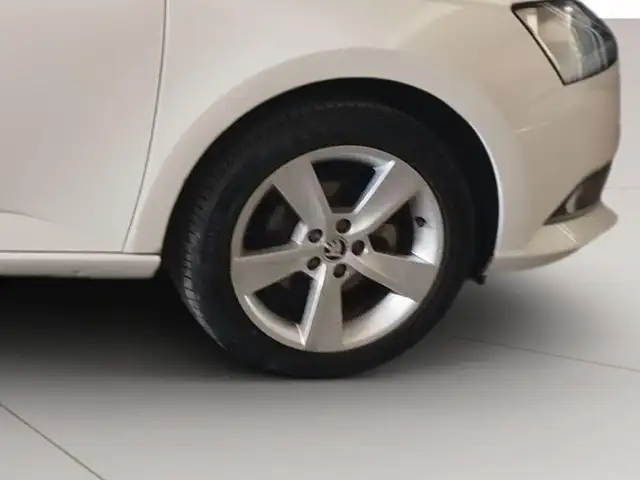 Skoda Fabia view 8