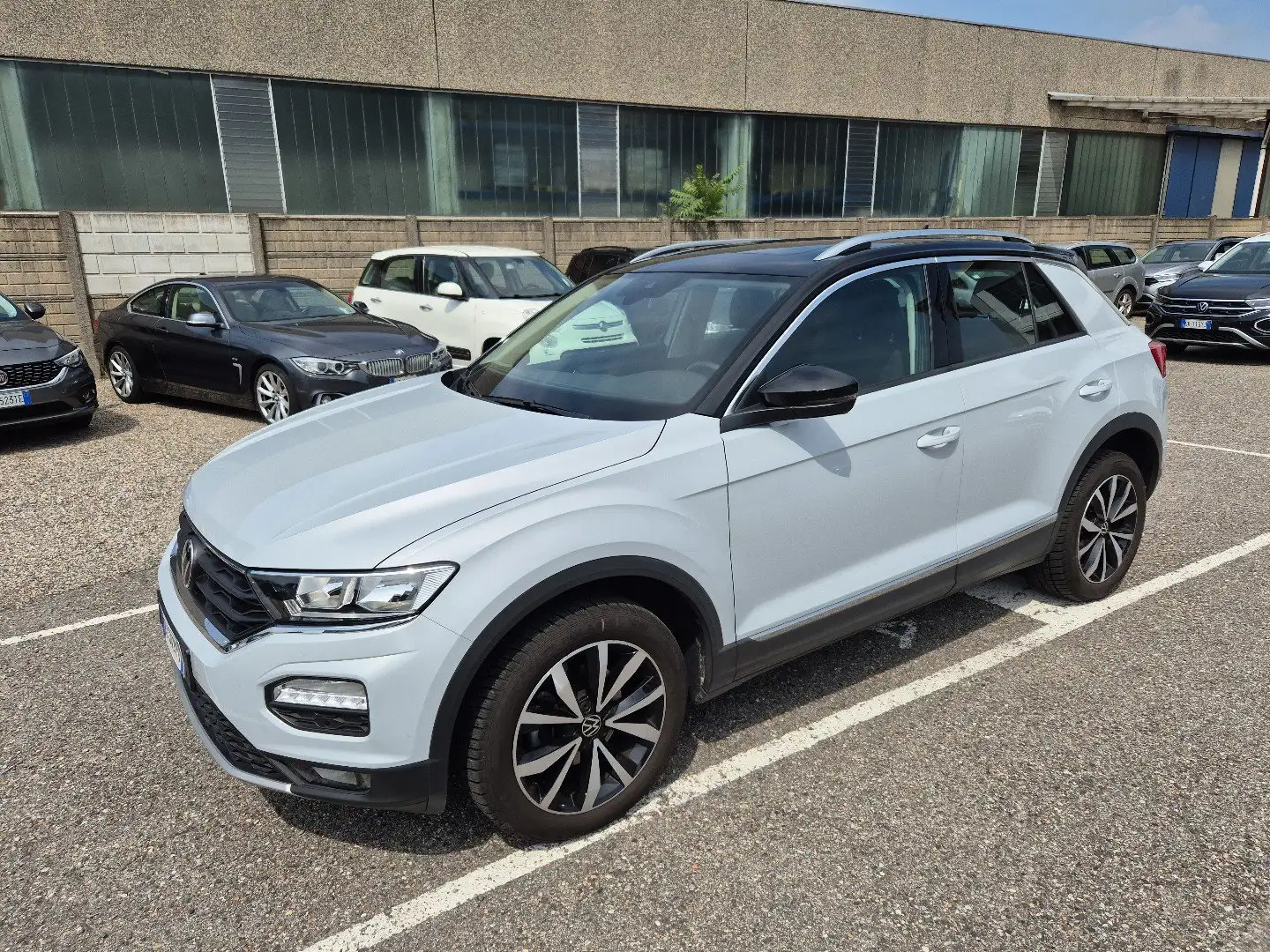 Volkswagen T-Roc Style 1.0 TSI 81 kW/110 CV Manuale Ezüst - 1