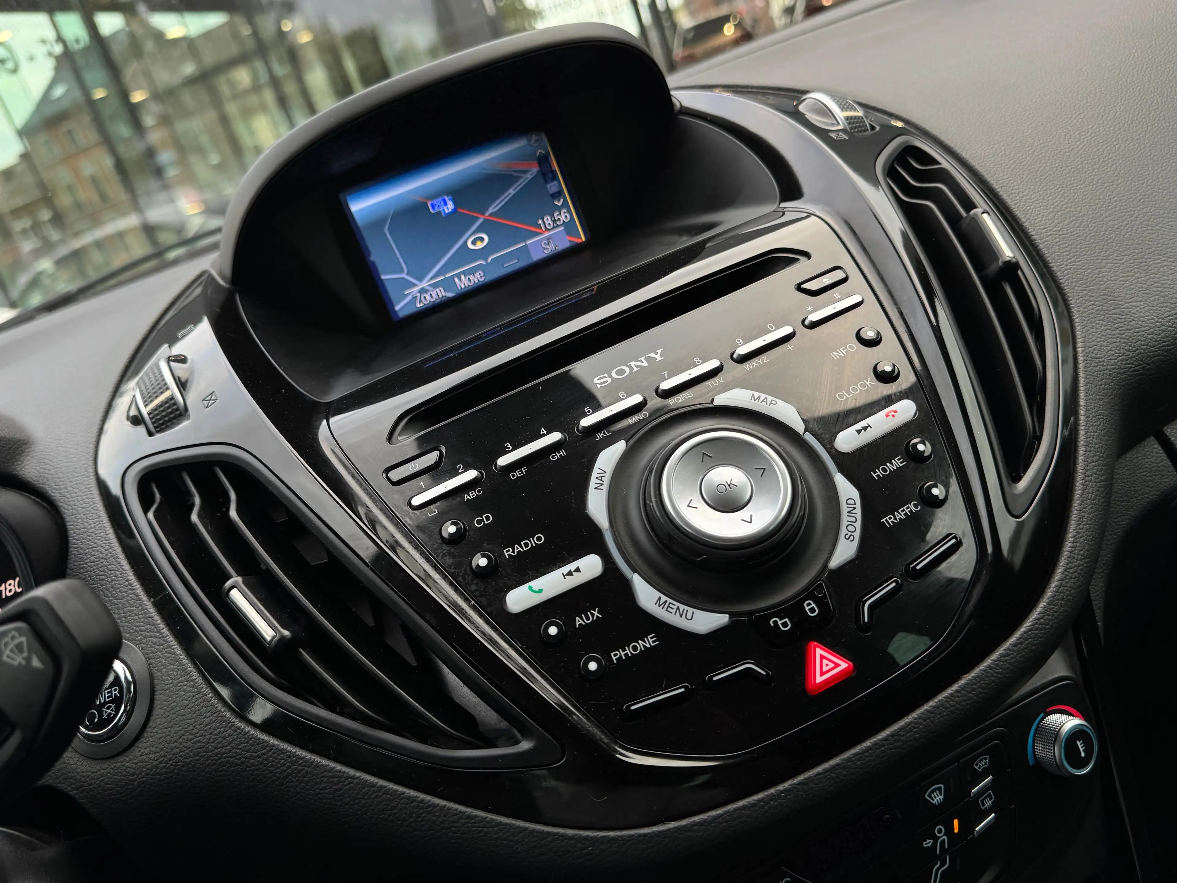 Ford B-Max 1.0i Titanium / ETAT SHOW-ROOM / 1PROP CARNET — photo 13