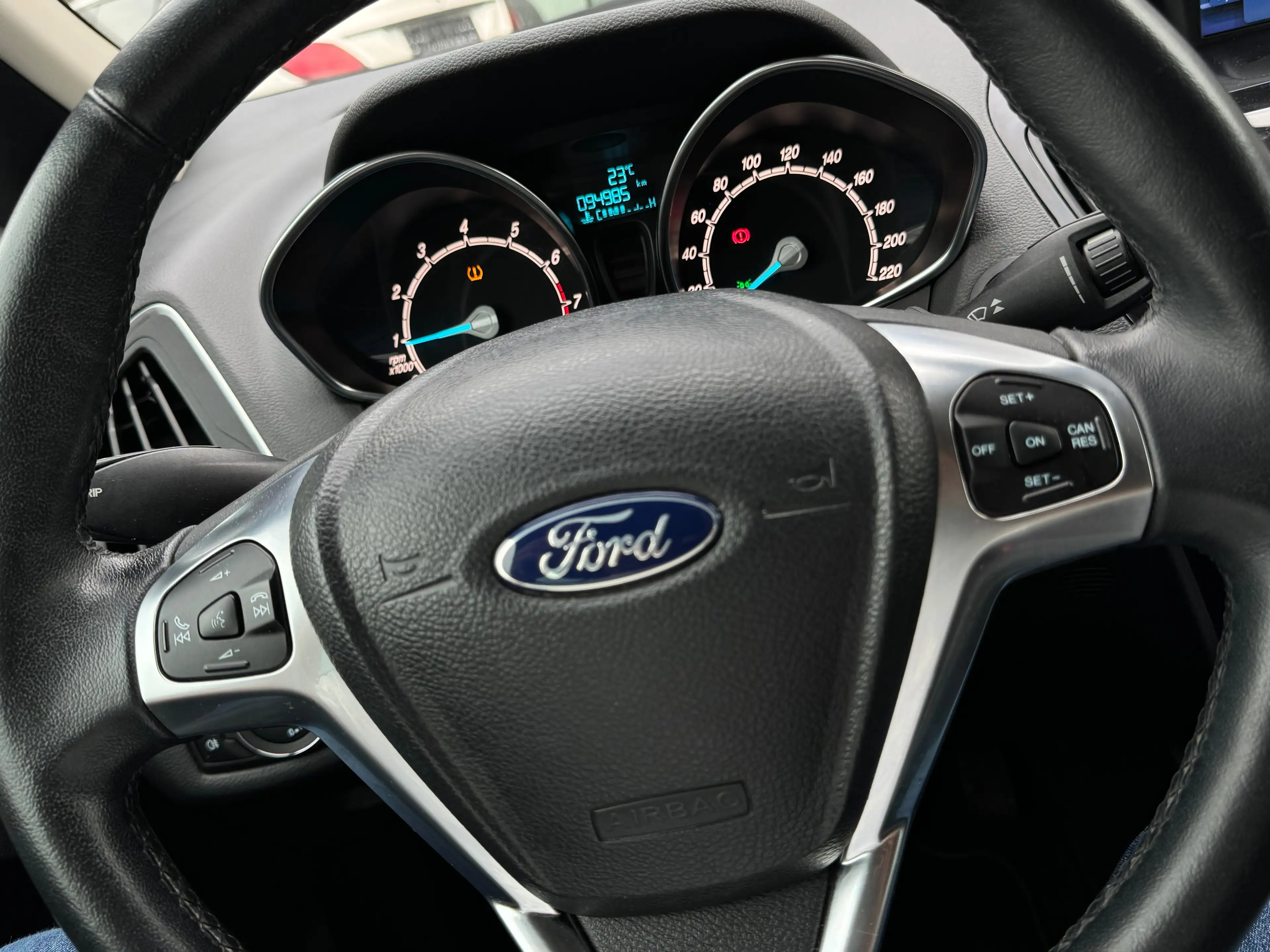 Ford B-Max 1.0i Titanium / ETAT SHOW-ROOM / 1PROP CARNET — photo 11