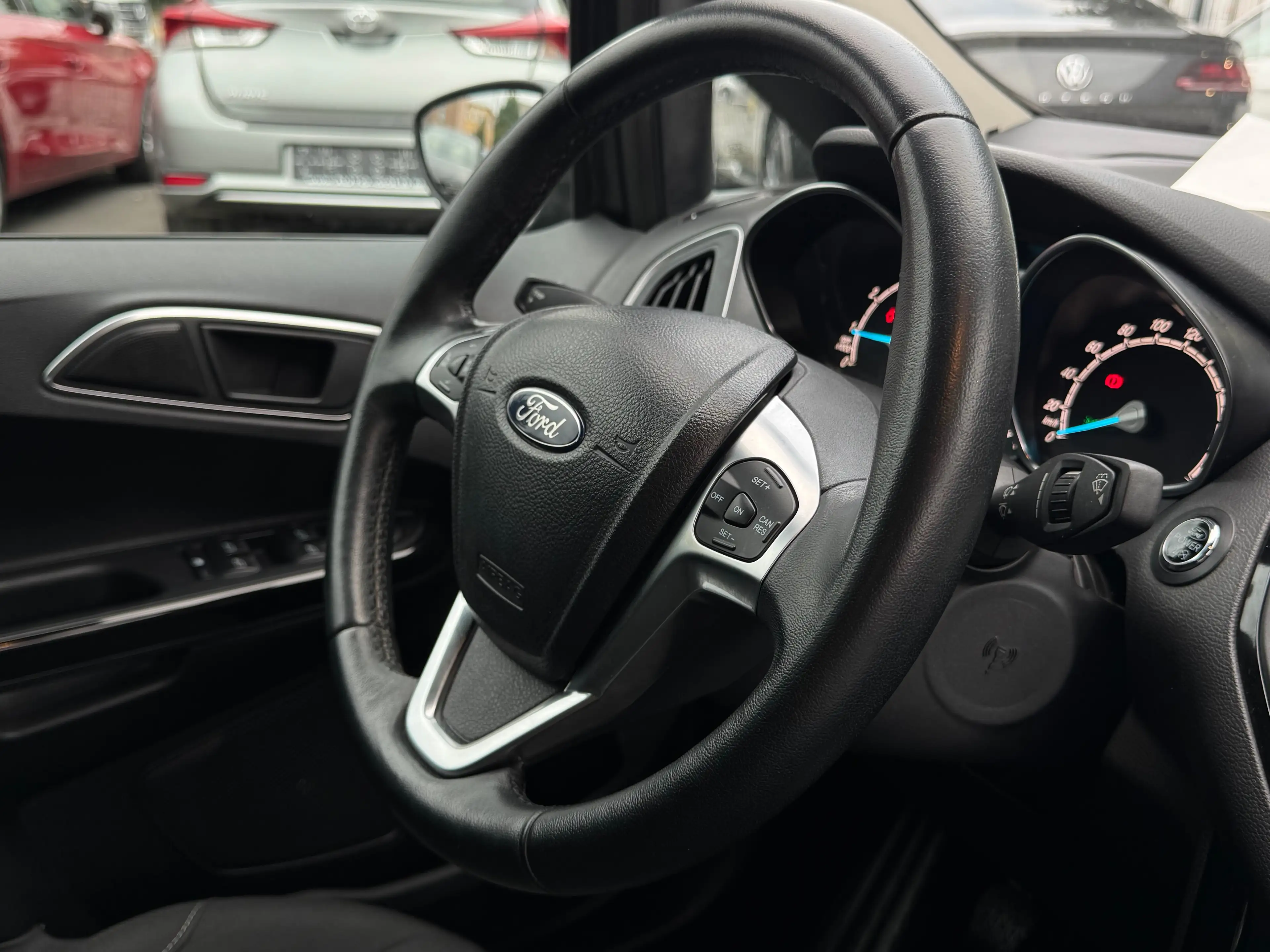 Ford B-Max 1.0i Titanium / ETAT SHOW-ROOM / 1PROP CARNET — photo 14