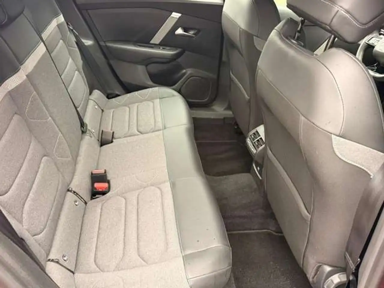 Citroen C4 Berline — photo 8