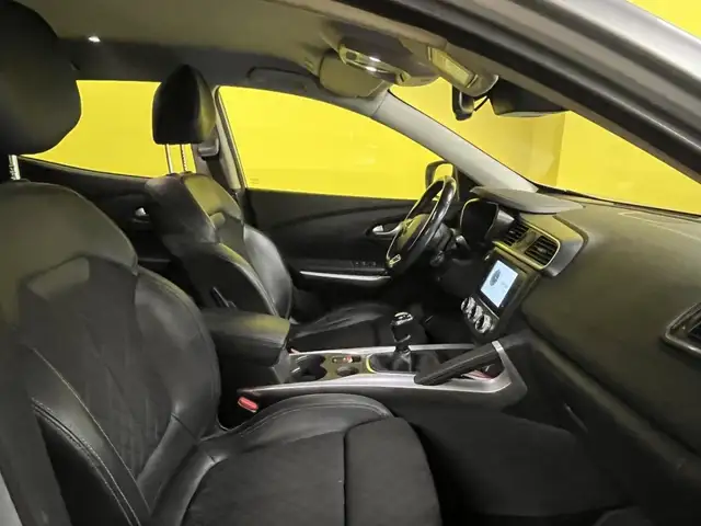 Renault Kadjar view 3