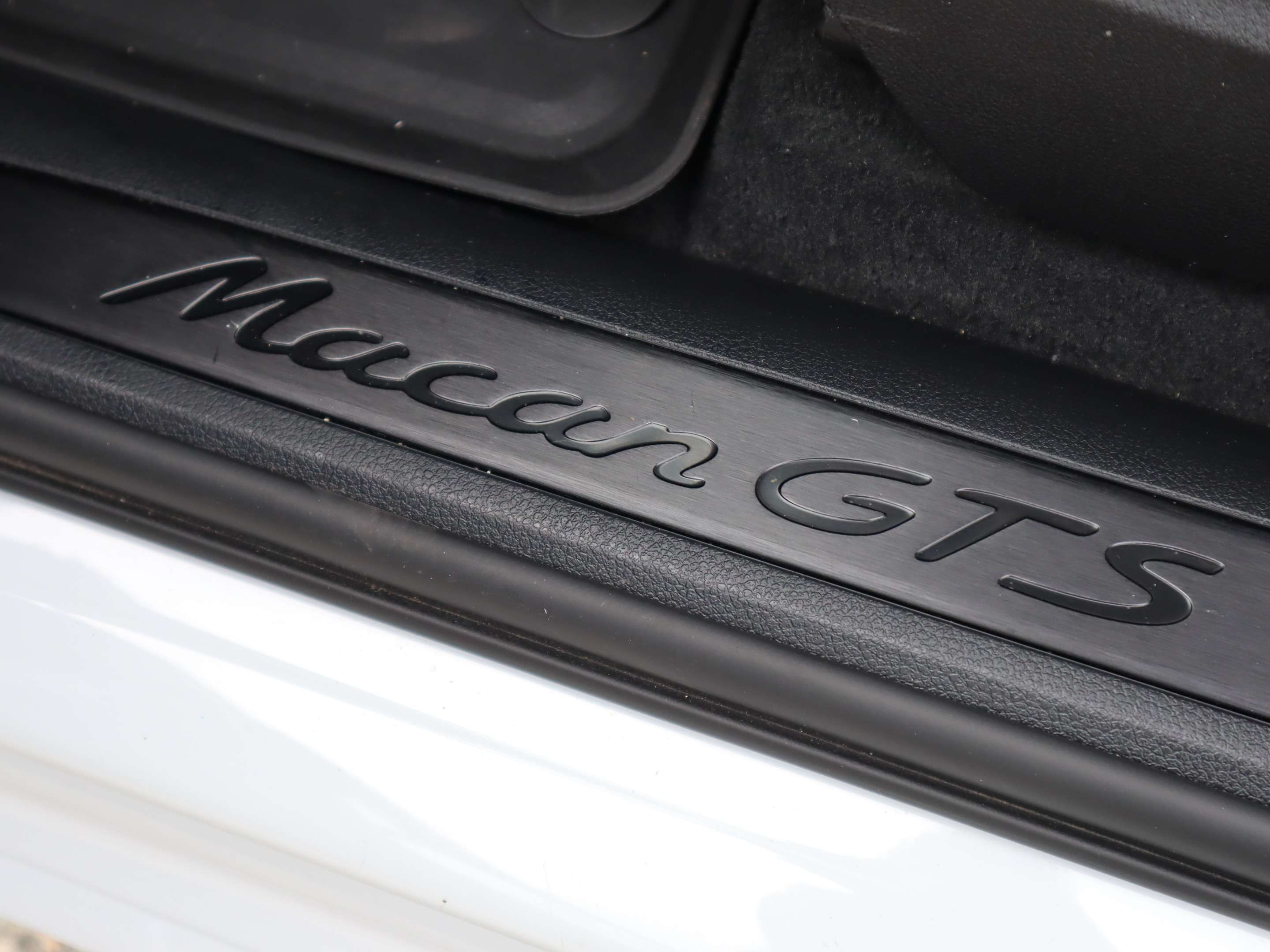 2024 Porsche Macan GTS AWD thumb 22