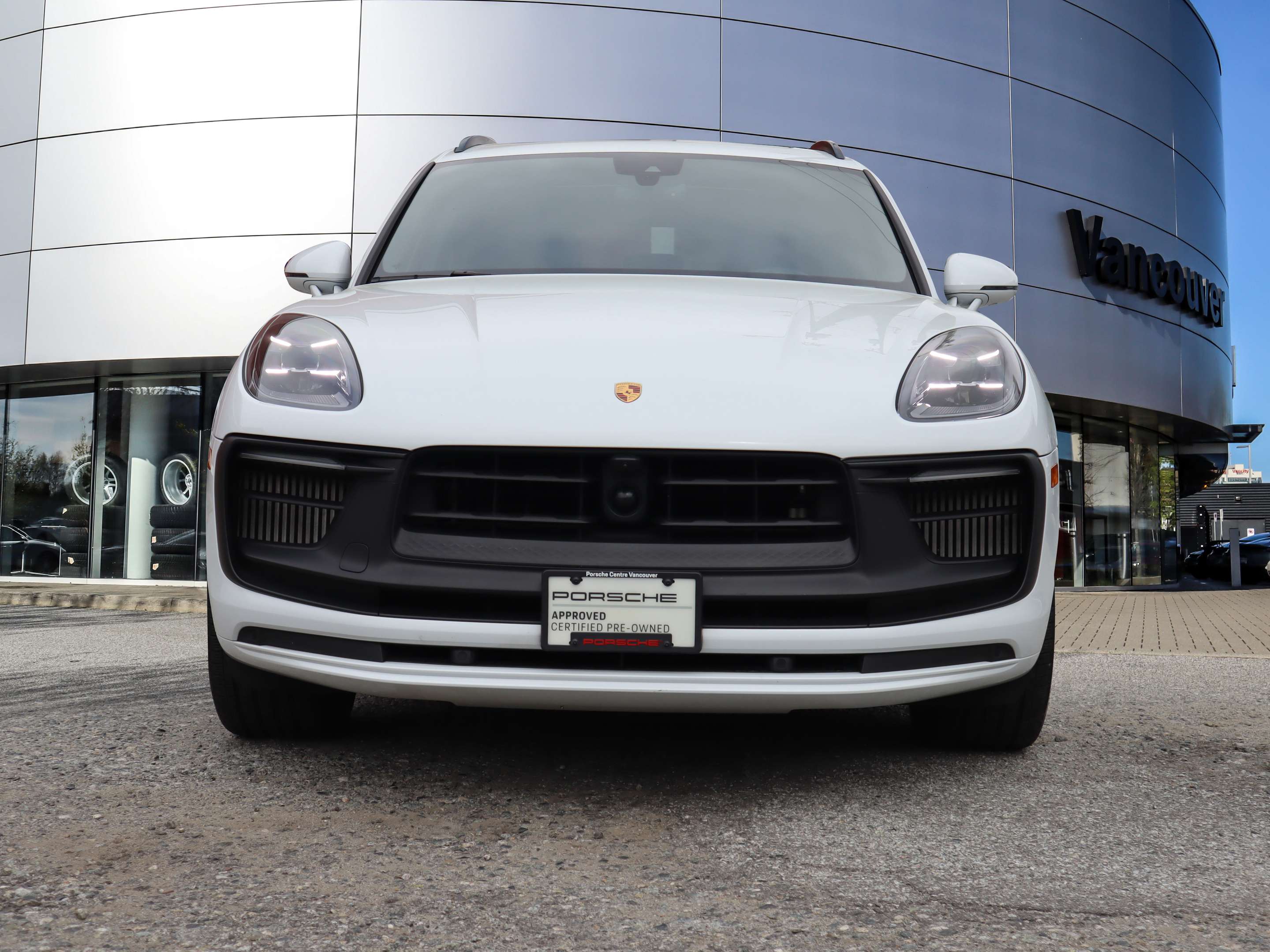 2024 Porsche Macan GTS AWD thumb 8